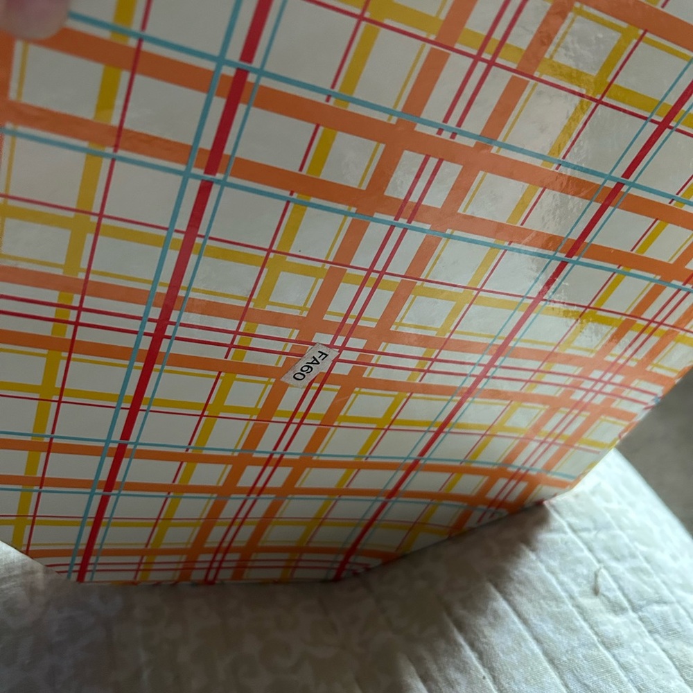 Plaid Multicolor Tea Set - Picture 5 of 5